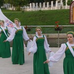 103.jpg
