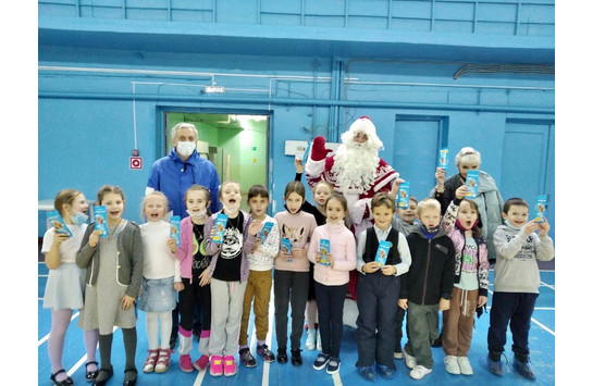 Конкурсно-игровая программа «Зимние забавы» на призы Деда Мороза