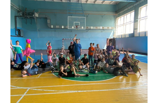 Спортивно-развлекательная программа «Быть здоровым — выбор молодых»