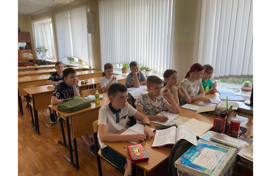 Книжно-иллюстративная выставка-беседа «Лесной совет, или царство природы»