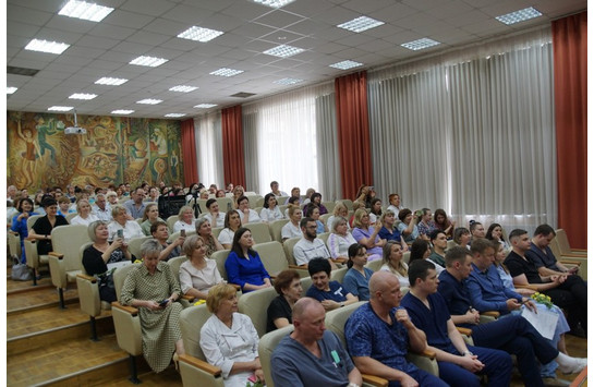 В преддверии Дня медицинского работника прошел торжественный концерт
