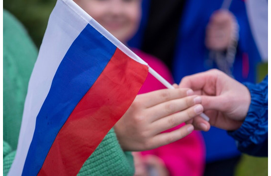 Массовая акция «Российский флаг – державы символ»