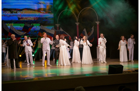 Танцующий город