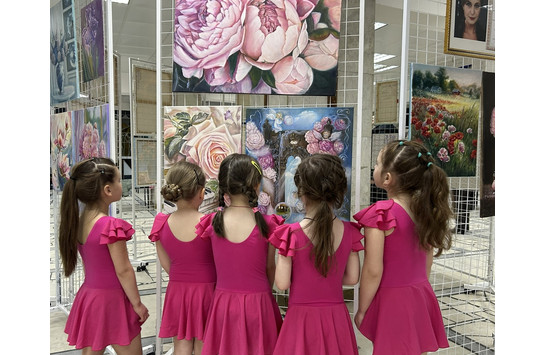 Выставка картин руководителя творческой мастерской «Праздник своими руками»